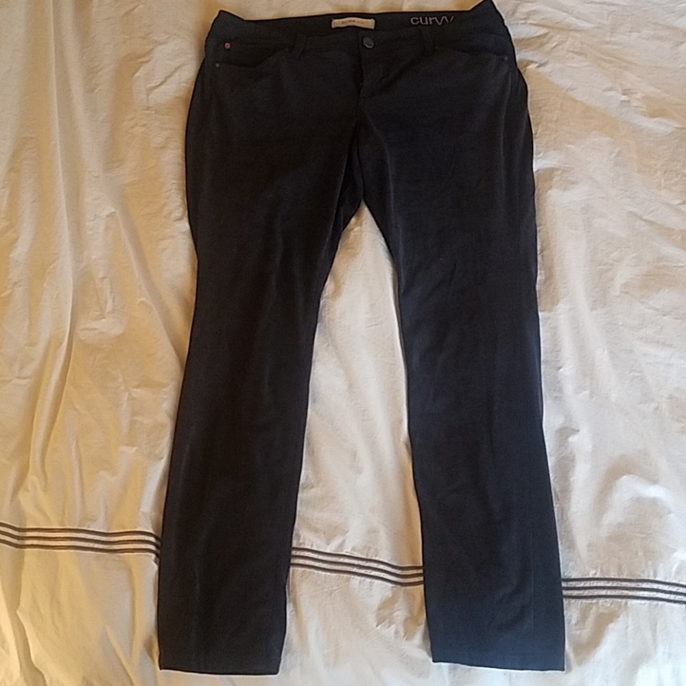 Stretchy felt-feel pants